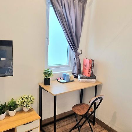 Zizi Homey 202 Cemara Asri Triple Single Μεντάν Εξωτερικό φωτογραφία